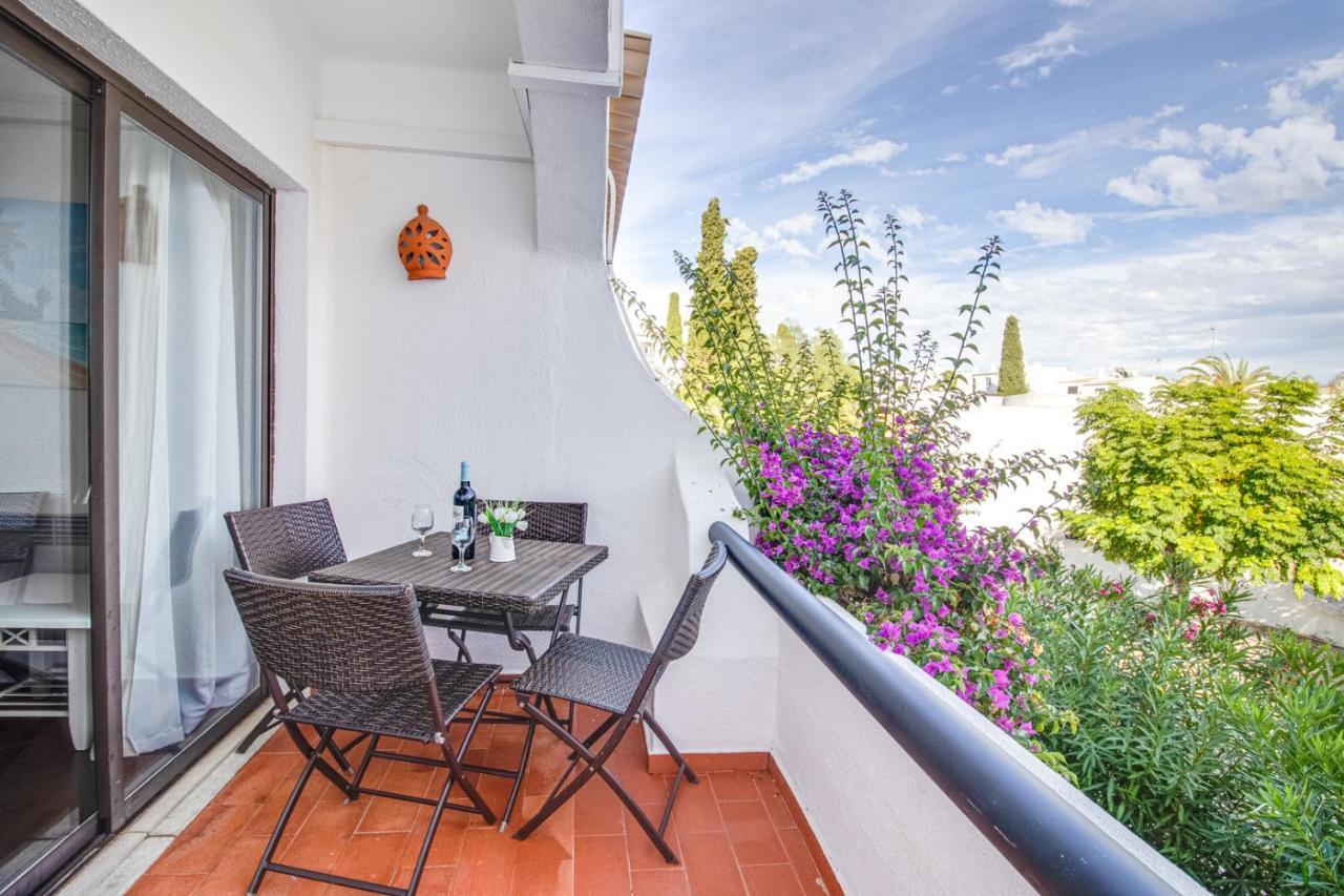 Seaside Retreat With Pool, Ac, And Fast Wi-Fi Lejlighed Albufeira Eksteriør billede