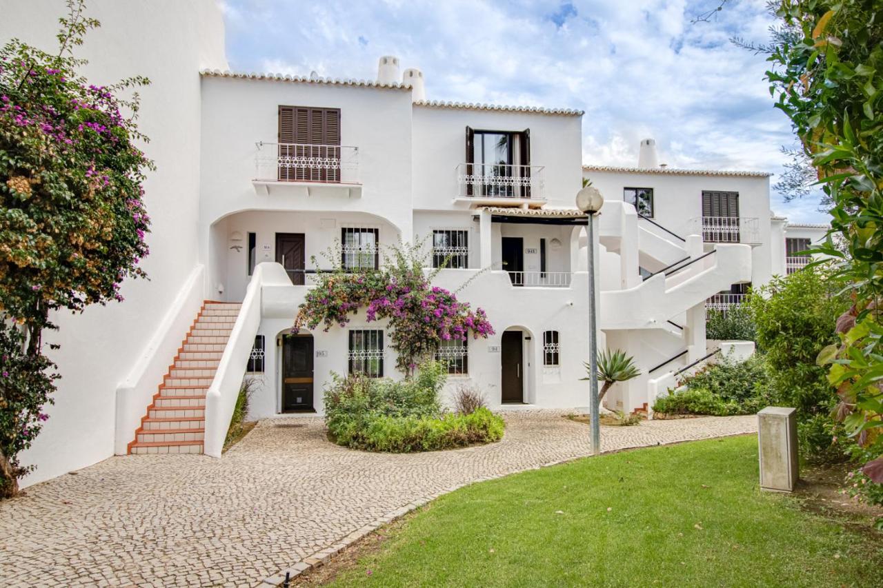 Seaside Retreat With Pool, Ac, And Fast Wi-Fi Lejlighed Albufeira Eksteriør billede